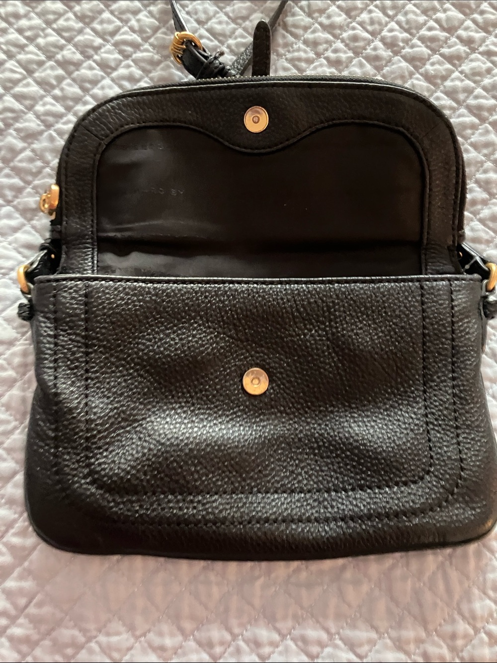 Marc By Marc Jacobs black Leather Crossbody with Gold Bird Hardware - Picture 7 of 11